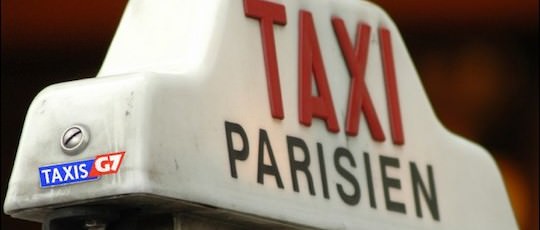 Allo, TAXI G7... je voudrais un taxi pour ...