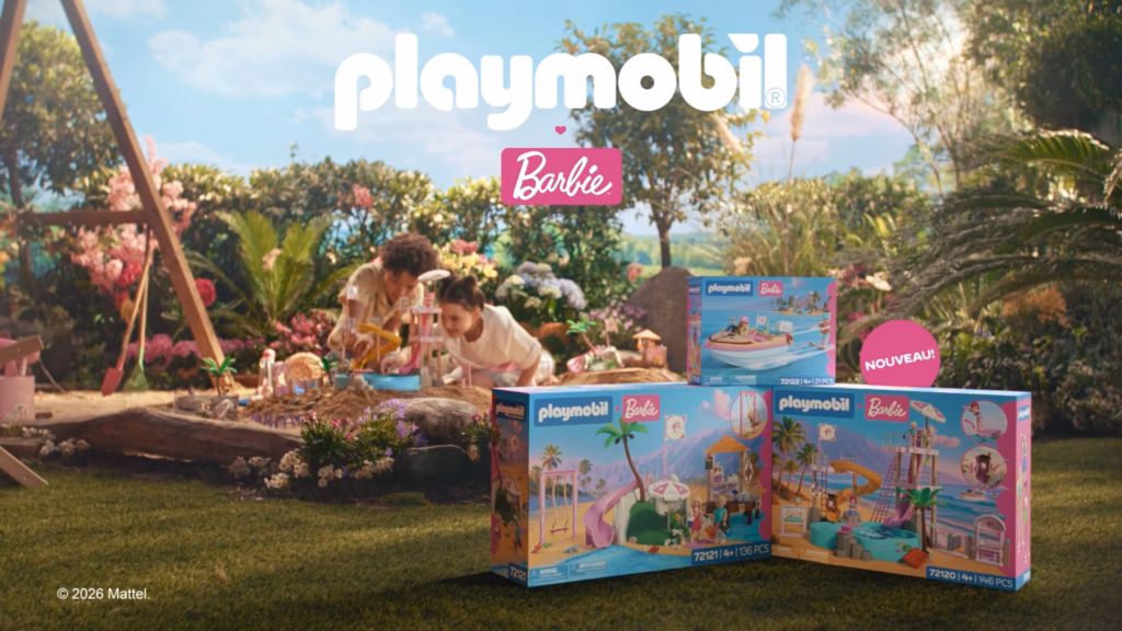 Enfants jouant avec les coffrets Playmobil Barbie dans un jardin, spot TV préparé pour la diffusion par Sonacom